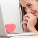 how to flirt online dating